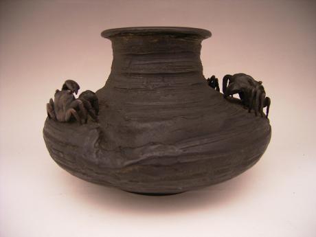 JAPANESE EARLY 20TH CENTURY BRONZE VASE WITH CRAB DESIGN<br><font color=red><b>SOLD</b></font>