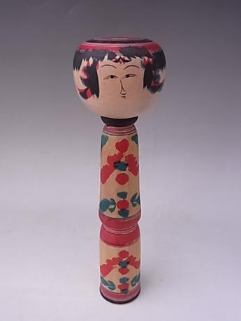 JAPANESE MID 20TH CENTURY MEDIUM WOODEN KOKESHI<br><font color=red><b>SOLD</b></font>