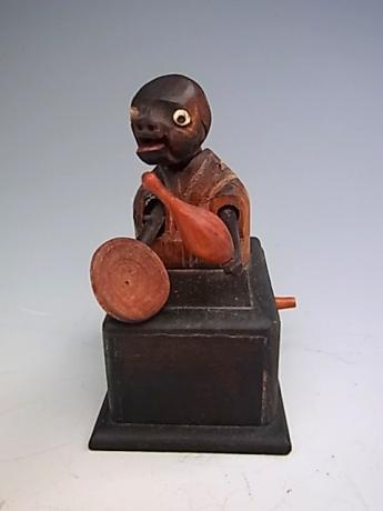 JAPANESE EARLY 2OTH CENTURY KOBE TOY - SAKE POURER AND DRINKER<br><font color=red><b>SOLD</b></font> 