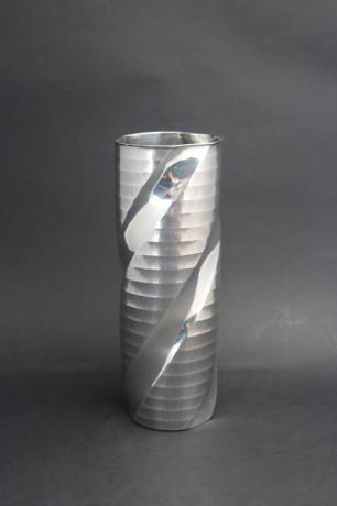 JAPANESE MID 20TH C PURE SILVER VASE WITH HORIZONTAL AND SWIRL DESIGN<br><font color=red><b>SOLD</b></font>
