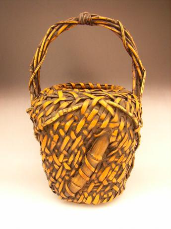 JAPANESE CIRCA 1900 BAMBOO BASKET<br><font color=red><b>SOLD</b></font>