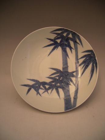 JAPANESE 19TH CENTURY NABESHIMA BAMBOO DESIGN PLATE<br><font color=red><b>SOLD</b></font>