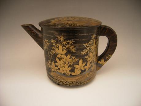 JAPANESE 19TH CENTURY LACQUER WATER PITCHER<br><font color=red><b>SOLD</b></font>