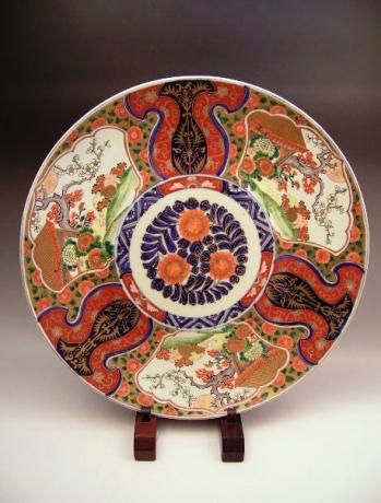 JAPANESE LARGE 19TH CENTURY IMARI CHARGER<br><font color=red><b>SOLD</b></font>