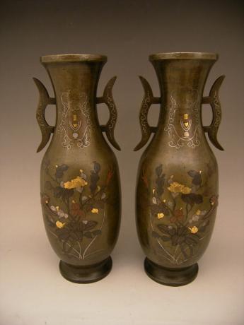 JAPANESE MEIJI PERIOD PAIR OF BRONZE VASES WITH MIXED METAL INLAYS by MIZUNO GENROKU for KAISHA<br><font color=red><b>SOLD</b></font>