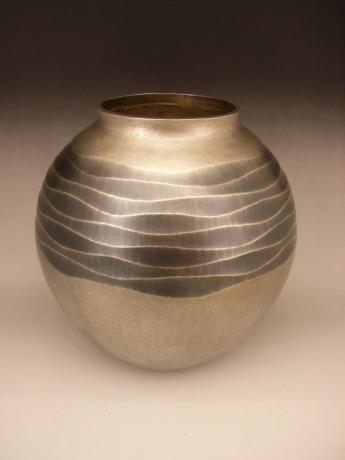 JAPANESE EARLY-MID 20TH CENTURY SILVER HAND HAMMERED VASE<br><font color=red><b>SOLD</b></font>